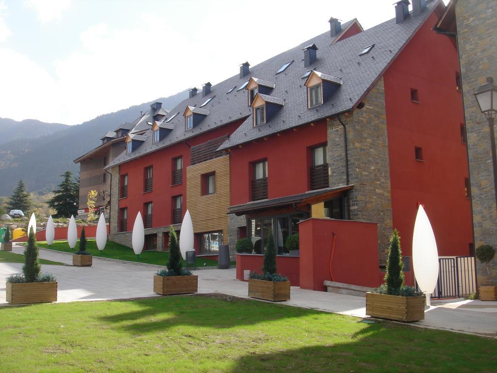 Nubahotel Vielha Zewnętrze zdjęcie