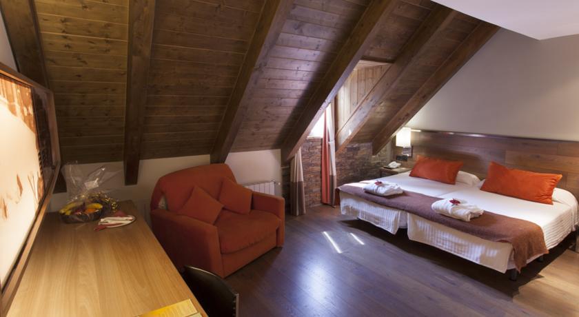 Nubahotel Vielha Zewnętrze zdjęcie